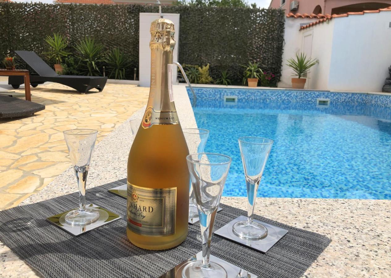 Villa Sanda With Private Pool 자다르 외부 사진
